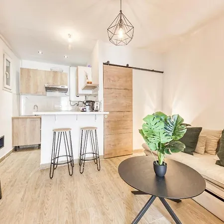 Apartment 25m2 Cosy Proche Metro 11 - 6 Min A Pied