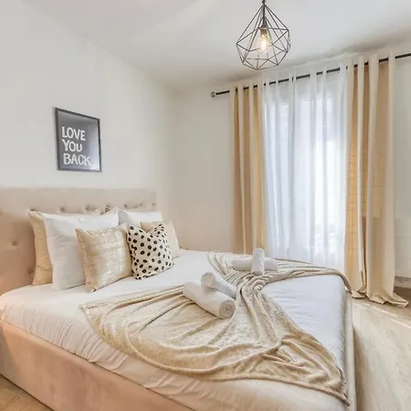 25m2 Cosy Proche Metro 11 - 6 Min A Pied *